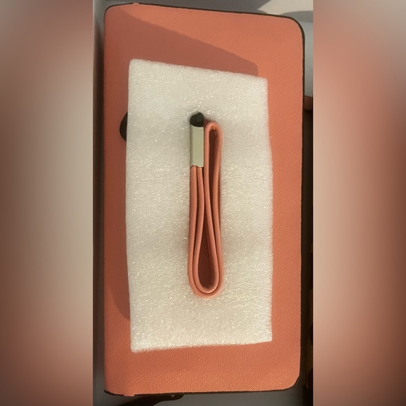 Wallet - Picture 4 of 4